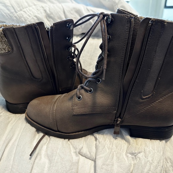 NWOT Torrid brown boots - Picture 3 of 3